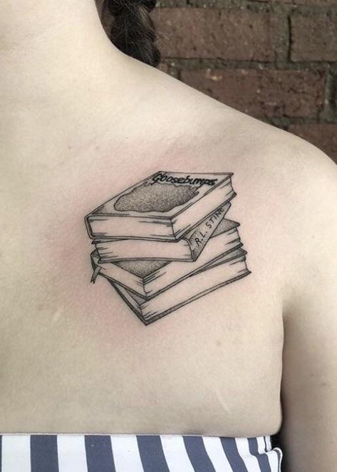 Creepy Book Tattoo, Goosebumps Tattoo Ideas, Girly Pop Tattoo, Goosebumps Drawings, Goosebumps Tattoo, Piercings Idea, Goosebumps Books, Ghost Tattoo, Piercing Inspo