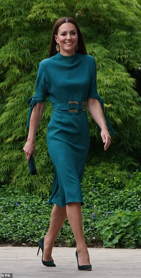 Kate Middleton Style Outfits, Princesse Kate Middleton, Looks Kate Middleton, Princess Katherine, Queen Kate, Kate Middleton Outfits, Princess Kate Middleton, Design Moda, Middleton Style