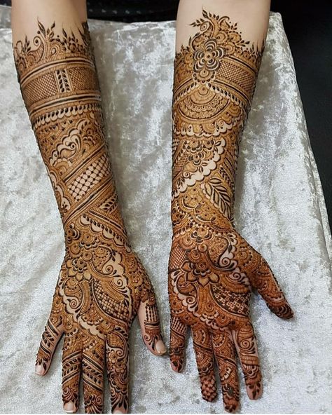 Bridal Mehndi Front And Back, Rajasthani Mehndi Designs, Bridal Mehandi, Henna Wedding, Hand Mehndi Design, Mehndi Designs 2018, Bridal Henna Designs, Modern Mehndi Designs, Very Simple Mehndi Designs