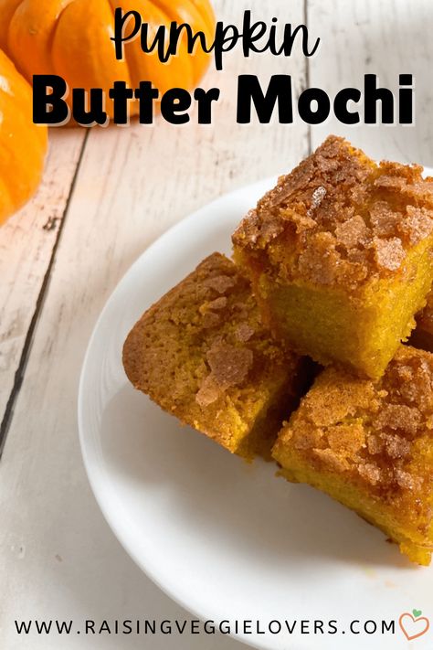 Mochi Video, Butter Mochi Recipe, Pumpkin Mochi, Hawaiian Dessert Recipes, Mochi Recipes, Hawaiian Desserts, Butter Mochi, Gluten Free Dessert, Mochi Recipe