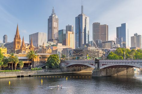 Rowers on the Yarra River at Southbank Melbourne Melbourne Australia Aesthetic, Melbourne Wallpaper, Melbourne Landscape, Southbank Melbourne, Melbourne Australia City, Melbourne Aesthetic, Australia Skyline, Australia Wallpaper, Melbourne Trip