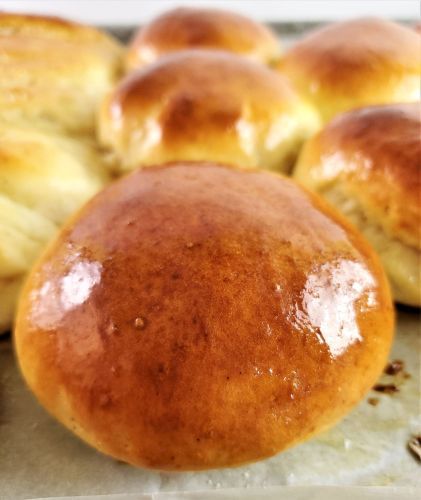 Gluten Free Hamburger and Hot Dog Buns | Let Them Eat Gluten Free Cake Roll Dough Recipe, Gluten Free Hamburger Buns, Gluten Free Hamburger, Gluten Free Rolls, Gluten Free Milk, Gluten Free Buns, Gluten Free Recipes Bread, Going Gluten Free, Baked Rolls