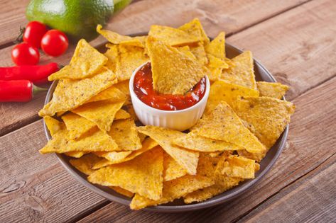 Mexican corn chips nachos with salsa dip Premium Photo Mexican Chips, Mexican Nachos, Buffalo Chicken Tacos, Nacho Bar, Nacho Chips, Salsa Sauce, Corn Snacks, Salsa Dip, Chips And Salsa