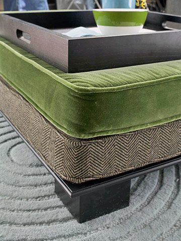 Diy Ottoman, Floor Seating, A Rug, Diy Coffee, Extra Seating, Floor Cushions, Furniture Projects, Fabric Covered, Furniture Making