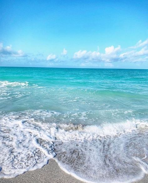 Anna Maria Island | Beautiful View Anna Maria Island | Facebook Anna Maria Florida, Anna Maria Beach, Mermaid Island, Anna Maria Island Florida, Anna Maria Island, Tropical Beaches, Destin Florida, Island Vacation, Beautiful View