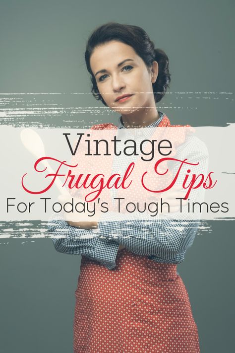 Need to find ways to save money? These vintage frugal tips are perfect for the challenges we are facing today. They will help your family to feel safer in these tough times. #Frugal #SaveMoney #Thrifty #GreatDepression #WWII #Vintage #Homesteading Vintage Homestead Aesthetic, 1940s Housewife, Frugal Aesthetic, Vintage Homemaker, Vintage Homemaking, 1940s Aesthetic, Frugal Homemaking, Madame Chic, 1950s Housewife