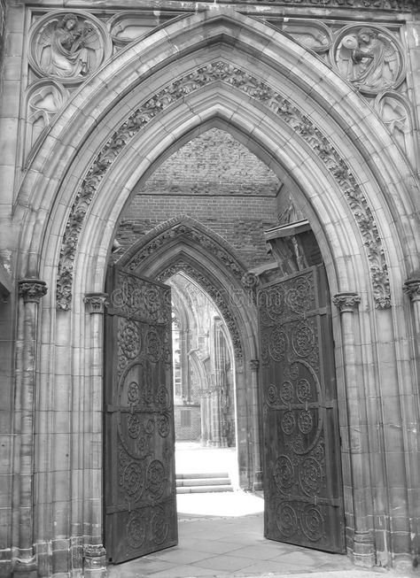 Church Doors Entrance, Church Entrance, Fake Photo Short Hair, Church Window, Romanesque Architecture, Burlesque Costume, Gothic Church, Church Windows, Art House