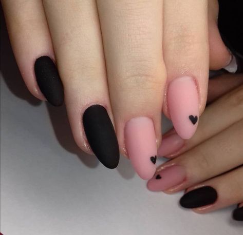 Blackpink Acrylic Nails, Almond Nails Pink And Black, Black And Pastel Pink Nails, Pink Pastel Nails Design, Blackpink Nails Ideas, Pastel And Black Nails, Pastel Pink And Black Nails, Black And Pastel Nails, Pastel Pink Nails Acrylic