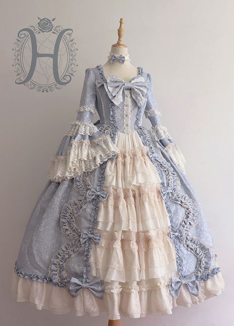 Victorian Dress Gown, Medieval Palace, Gaun Abad Pertengahan, Dress Kawaii, Op Dress, Old Fashion Dresses, Medieval Dress, Fairytale Dress, Sweet Lolita