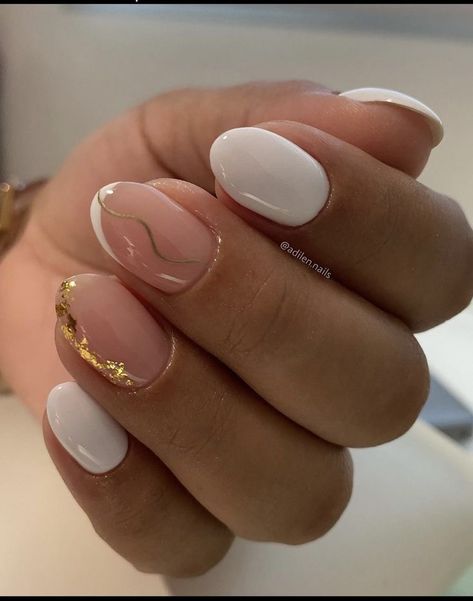 White Nails With Gold Accent, Simple Gel Nails, Casual Nails, Her Nails, Nail Candy, Soft Nails, Round Nails, Short Acrylic Nails Designs, Oval Nails