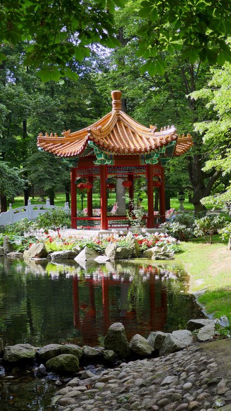 Poland Photo Album | ScrewTheAverage.com: long-term travel, digital nomads, financially independent, retire early (FI/RE) Mulan Bedroom, Chinese Architecture Traditional, Chinese Garden Design, Chinese Tree, Chinese Places, Chinese House, Museum Interior, China Garden, Financially Independent