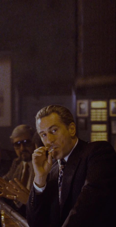 Goodfellas Aesthetic Wallpaper, Goodfellas Wallpaper, Films Wallpaper, Goodfellas Movie, Mafia Wallpaper, Don Corleone, Mafia Gangster, I Love Cinema, Movie Shots