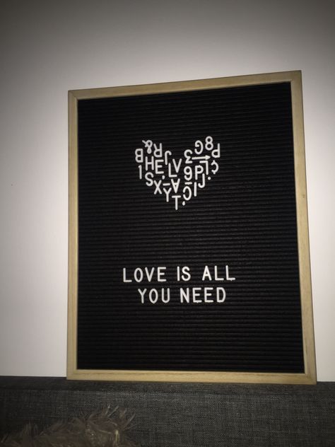 Letter Board Ideas Bedroom, Cute Letter Board Ideas, Valentines Letter Board, Letterboard Sayings, Lightbox Quotes, Black Letter Board, Letterboard Ideas, Letterboard Signs, Light Box Quotes