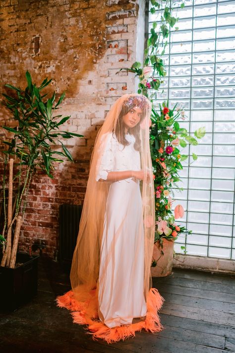 Orange Veil Wedding, Funky Wedding Dress Unique, White Wedding Outfits For Guest, Offbeat Wedding Dress, Non Traditional Wedding Veil, Tomboy Wedding Outfit Bride, Funky Wedding Veils, Unconventional Wedding Outfit, Statement Veil Brides