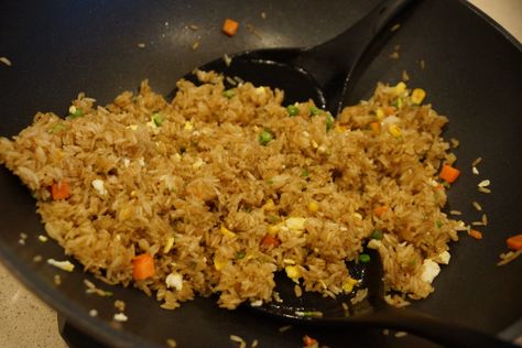 Hibachi Fried Rice, Hibachi Recipes, Griddle Cooking Recipes, Chicken Fried Rice Recipe, Diner Recept, Christmas Dance, Thursday Evening, Chicken Fried Rice, Fried Rice Recipe