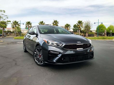 Good Starter Cars, Starter Cars, Kia Forte Gt, Kia Gt Stinger, 2020 Kia Forte, Kia Stinger Gt 2022, Kia Stinger Black, Kia Stinger White, Kia Forte Gt Line 2022