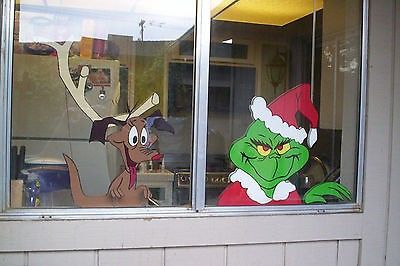 Grinch Christmas Window Display, Grinch Window Silhouette, Grinch Christmas Window Painting, Grinch Window Painting Ideas, Grinch Window Decorations, The Grinch Window Painting, Christmas Window Painting Grinch, Grinch Window Art, Grinch Christmas Window