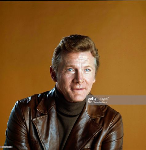 Steve Forrest, Abc Photo, Cop Show, Long Leather Coat, Photo Archive, American Actors, Leather Coat, Old School, Abc