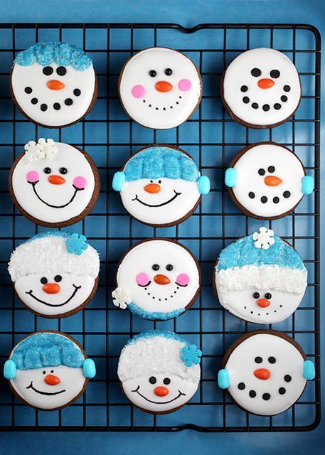 Cookies بيتي فور, Jul Kaka, Cookies Packaging, Snowman Cookies, Cookies Christmas, Snowman Faces, Xmas Cookies, Christmas Sweets, Christmas Cookies Decorated