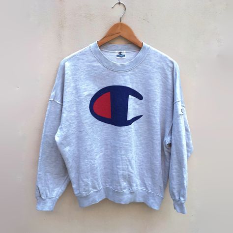 A personal favourite from my Etsy shop https://www.etsy.com/listing/567042191/vintage-champion-jaspo-sweatshirt-big Hip Hop Street Fashion, Vintage Nike Sweatshirt, Rugby Fashion, Champion Crewneck, Champion Sweatshirt, Nike Sweatshirts, Vintage Champion, Cool Jackets, Casual Street Style