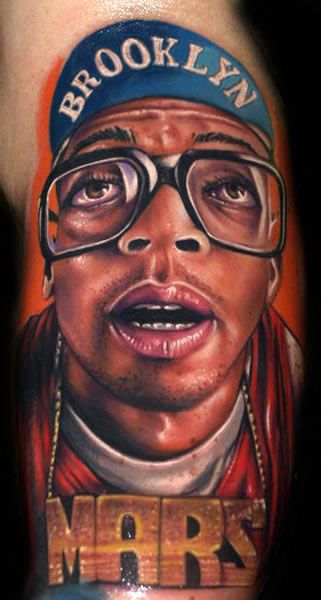 Tattoo Artist - Roman Abrego - Celebrities tattoo Fineline Tattoos, Famous Tattoo Artists, New York Tattoo, Portrait Tattoos, Realistic Portrait, Tattoo Master, Sweet Tattoos, Healing Tattoo, Weird Tattoos