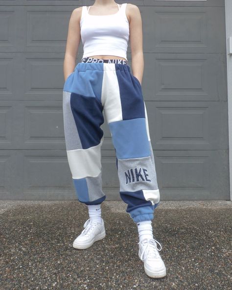 Patchwork Nike Sweatpants, Nike Patchwork Sweatpants, Reworked Sweatpants, Patchwork Streetwear, Patchwork Joggers, Patchwork Sweatpants, Earth Clothes, Reworked Clothes, Fashion Thrift