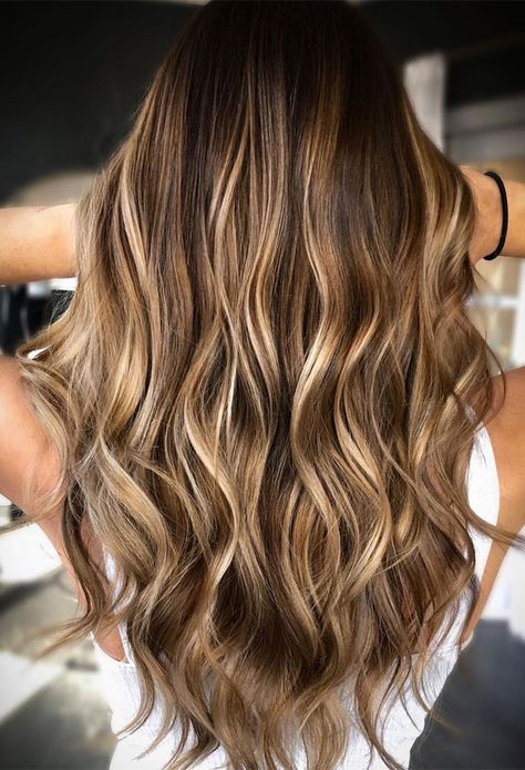 Best Balayage Hair Colour Ideas For 2020 Hair Colour Trends, Balayage Hair Caramel, Korean Hair Color, Bronde Hair, Brunette Hair With Highlights, Hair Brunette, Korean Hair, Colour Trends, Brown Hair With Blonde Highlights