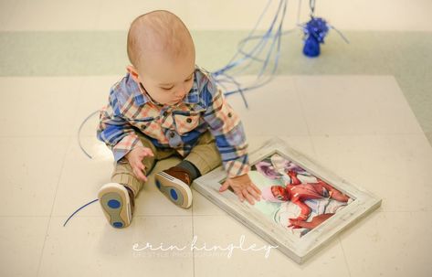 Wesley was born at 31 weeks + 1 day gestation weighing 4 lbs., 2 oz. On his first birthday we returned to the NICU/SCN to take photos & reunite with his nurses. #preemie #preemiesupportandawareness #nicu #nicubaby #nicunurse #prematurity #warrior #birthday #firstbirthday #neonatal #hereigrow Preemie 1st Birthday Ideas, One Month Nicu Craft, Preemie First Birthday Photo, 1 Month Nicu Pictures, Crochet Hats For Preemies Nicu, Baby Number 3, Camping Theme Birthday, Halloween 1st Birthdays, Happy 1st Birthday