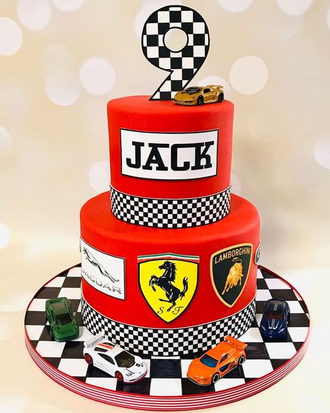 Lamborghini Birthday, Lamborghini Cake, Ferrari Cake, Ferrari Party, Birthday Party Ideas For Boys, Unique Birthday Cakes, Hot Wheels Party, Race Car Birthday Party, Cars Party