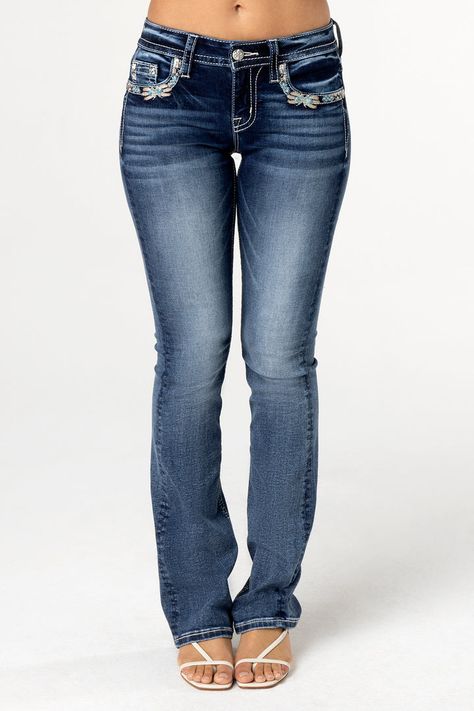 Shop the best selling women's jeans and denim at Miss Me. Find high-quality denim in a variety of styles, including skinny, bootcut, and distressed. Enjoy Free Continental US Shipping on orders $200+ Jeans For Petite Women, Border Stitch, Slippers Outfit, Matching Embroidery, Gucci Jeans, Denim Jeans For Women, Rhinestone Jeans, Dark Wash Bootcut Jeans, Forever 21 Jeans