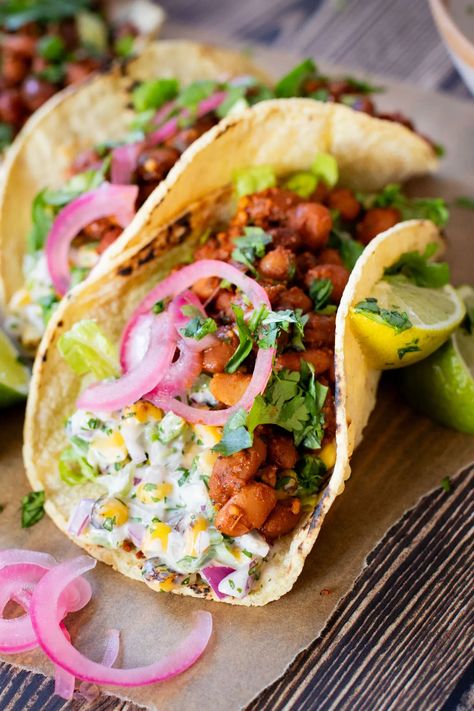 Bean Tacos, Best Vegetarian Recipes, Vegan Mexican, Corn Salad, Meatless Meals, Leafy Greens, Veggie Dishes, Vegan Dinner Recipes, Quesadillas