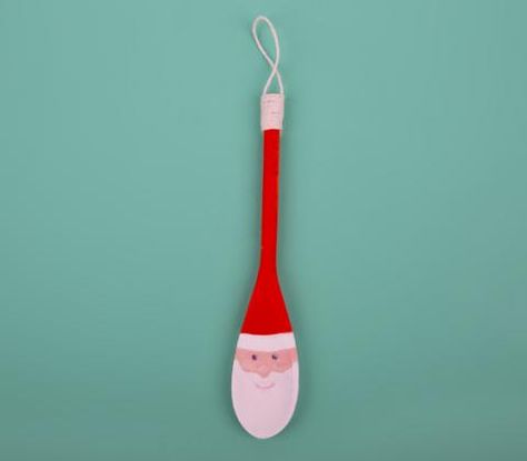 DIY ornaments Wooden Spoon Crafts, Spoon Crafts, Elegant Christmas Decor, Santa Crafts, Homemade Ornaments, Xmas Ideas, Christmas Ornaments Homemade, Santa Ornaments, Wooden Spoon