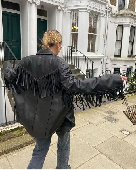 Fringe Purse Outfit, Fringe Jacket Outfit, Cowgirl Photoshoot, Fringe Clothing, Closet Sale, Fringe Leather Jacket, Pure Happiness, Dark Feminine, Autumn Street Style