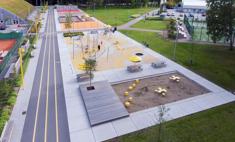 Solvallsparken | Karavan Landskap Playgrounds Architecture, Play Ground, Sport Park, Playground Design, Green Backdrops, Landscape Architecture Design, Outdoor Gym, Contemporary Garden, Contemporary Farmhouse