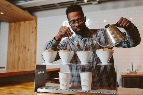 Pour over coffee Pocket Coffee, Chocolate Covered Coffee Beans, Cafe Counter, Best Coffee Grinder, Coffee Bike, Coffee Stands, Good Coffee, Local Coffee Shop, Coffee Shop Design