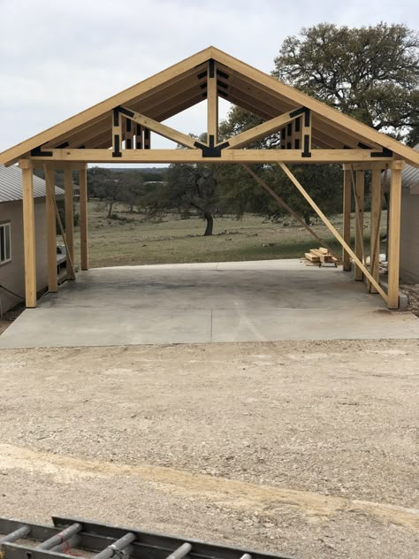 Exposed Trusses Outdoor, Exterior Truss Design, Timber Truss Design, Roof Structure Design, Fish Camp House, Wood Roof Structure, Timber Trusses, Timber Frame Pavilion, Truss Design