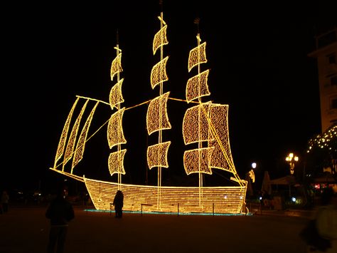 Traditional Christmas Ship in Crete Christmas In Greece, Northern Greece, Greek Christmas, Model Sailing Ships, Traditional Christmas Ornaments, Scene Setters, Diy Christmas Lights, Christmas Ships, Gifts For Sailors