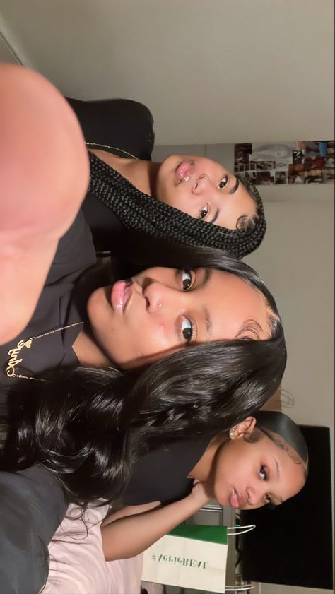 3 Black Best Friends Pictures, Two Black Best Friends, 3 Pretty Best Friends, Best Friends Black, Sisters Black, Hair Braid Patterns, Black Sisters, Best Friend Photos, Cute Friend Pictures