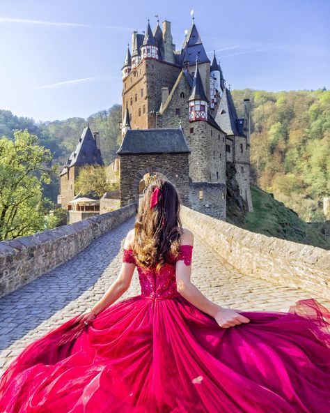 A Perfect 6 Day Road Trip Through Europe | Hello Miss Jordan Eltz Castle, Castle Germany, Royal Aesthetic, Fairytale Photography, Fantasy Magic, Hans Christian Andersen, Fairytale Castle, Fantasy Photography, Fairytale Dress