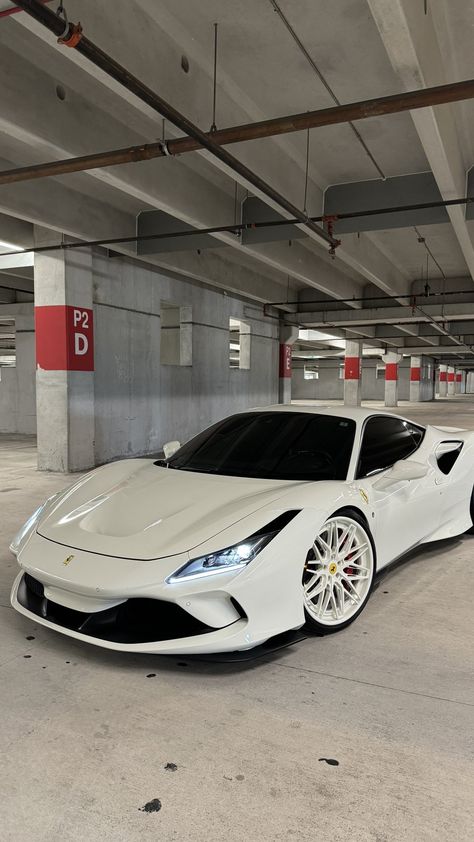 Lifestyle Manifestation, White Cars, Ferrari F8, Ferrari F12berlinetta, White Ferrari, New Luxury Cars, Grammar Practice, Lux Cars, Ferrari F40