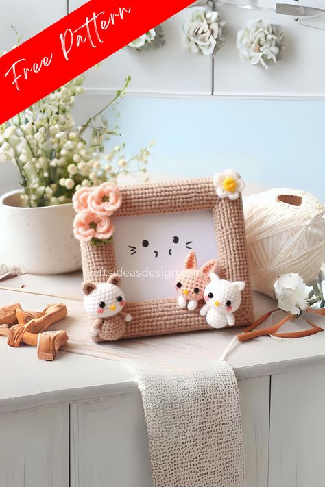 Adorable crochet picture frame: perfect for displaying memories with cute amigurumi animals and flowers. Ideal for unique decor or handmade gifts. Amigurumi Display Ideas, Amigurumi Display, Crochet Picture Frame, Crochet Display, Animals And Flowers, Cute Amigurumi, Instax Photos, Crochet Twist, Amigurumi Animals