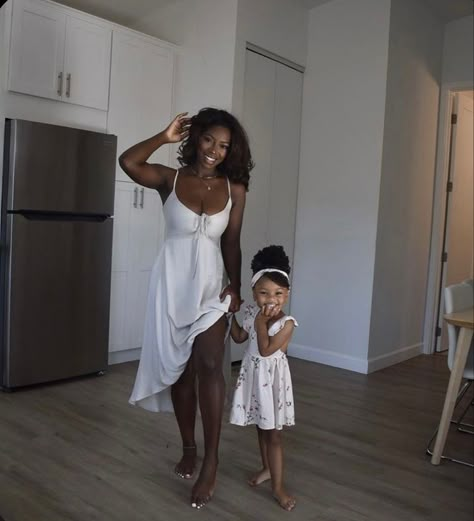 Mom and toddler fashion, Black moms, moms of color, pretty mom, family fashion, mom styles, mom pose, mom photoshoot, mom and daughter, mom and son, first time moms, social media mom Photoshoot Mom And Daughter, Mom Photoshoot, Mom And Toddler, Pretty Mom, Duo Pics, Black Motherhood, Mommy And Baby Pictures, Mommy Moments, Moms Goals