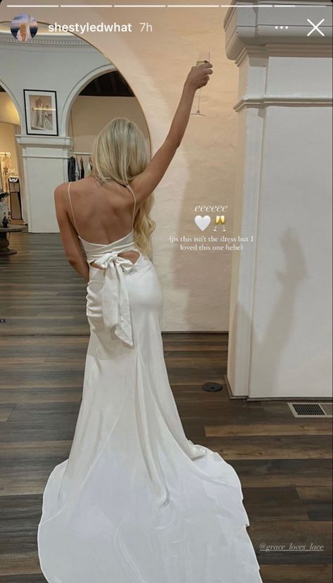 Bride Instagram Story, Wedding Day Instagram Story, Bride Ig Story, Wedding Insta Story, Wedding Instagram Story Ideas, Midsommar Wedding, Wedding Instagram Story, Twisted Games, Wedding Crashers