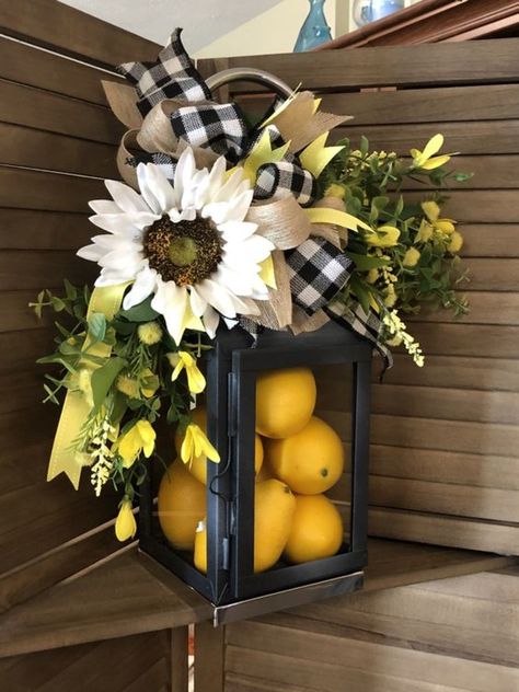 Summer Porch Decor Front Entry Farmhouse, Lemon Porch Decor Ideas, Lemon Front Porch Decor, Lemon Porch Decor, Summer Lantern Decor Ideas, Front Porch Hanging Decor, Front Porch Summer Decor Ideas, August Decorating Ideas, Front Porch Lantern Decor