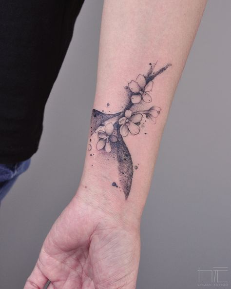 Osmanthus fragrans Osmanthus Flower Tattoo, Osmanthus Tattoo, Tat Inspiration, Osmanthus Fragrans, Finger Tattoo, Anime Tattoos, Forearm Tattoo, Finger Tattoos, Tattoo Images