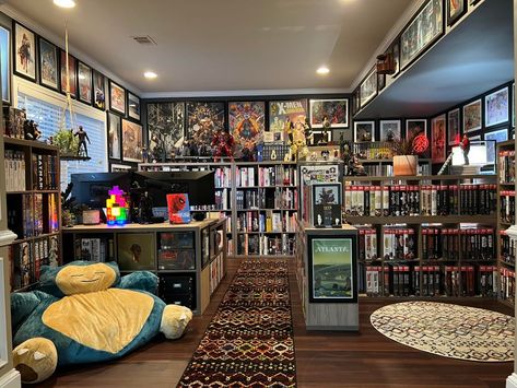 Geek Home Office, Nerd Interior Design, Figure Room Design, Nerd Home Office, Library And Gaming Room, Collectible Room Ideas, Game Studio Office, Collectors Bedroom, Comic Room Ideas