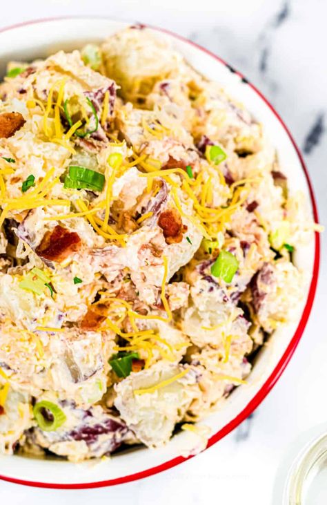 Best Loaded Baked Potato, Baked Potato Salad Recipe, Red Skin Potato Salad, Loaded Potato Salad, Potato Salad Recipes, Salad Bacon, Best Potato Salad, Loaded Baked Potato Salad, Salad Recipes For Parties