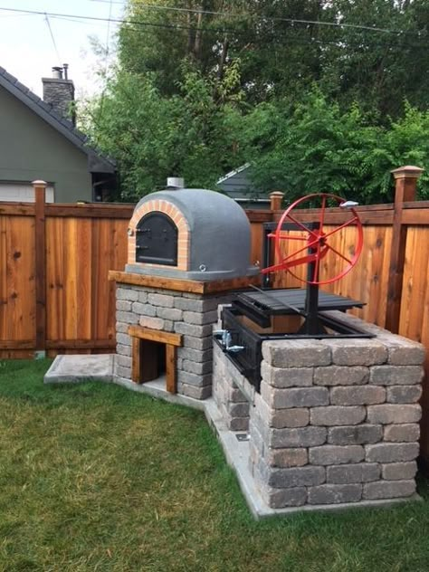 Backyard Grill Ideas, Outdoor Fireplace Pizza Oven, Pizza Oven Outdoor Kitchen, Outdoor Grill Area, Brick Bbq, Outdoor Bbq Area, Outdoor Grill Station, Outdoor Cooking Area, Outdoor Barbeque