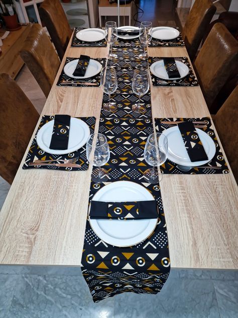 Handmade African print table runner, table napkins, and table placements - made from Original Traditional African Print Fabric. (Known as Ankara in West Africa) #ankaratablemats #africanprinttablepresentation #ankaraapron #sewingfortherapy #HandmadeWithLove#AfricanFabrics #culturaafricana#CulturalFashion#ArtisanalBags#PreservingTradition #EthicalFashion #UniqueStyle #GlobalFusion #SustainableFashion#EmpoweringArtisans#CommunityImpact#FromAfricaToBarcelona #BarcelonaDesigns Table Presentation, Table Placements, Printed Table Runner, African Accessories, African Home Decor, Handmade Table Runner, Runner Table, Sewing Bags, Sewing Aprons