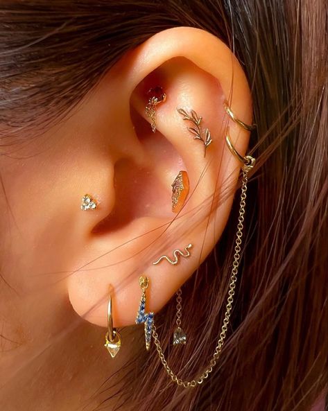 South Indian Mangalsutra, Bvla Jewelry, Tiny Snake, Constellation Piercings, Flat Piercing, Constellation Earrings, Grey Sapphire, Upper Lobe, Pretty Ear Piercings